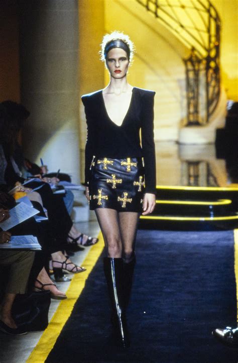 versace 1997 runway show
